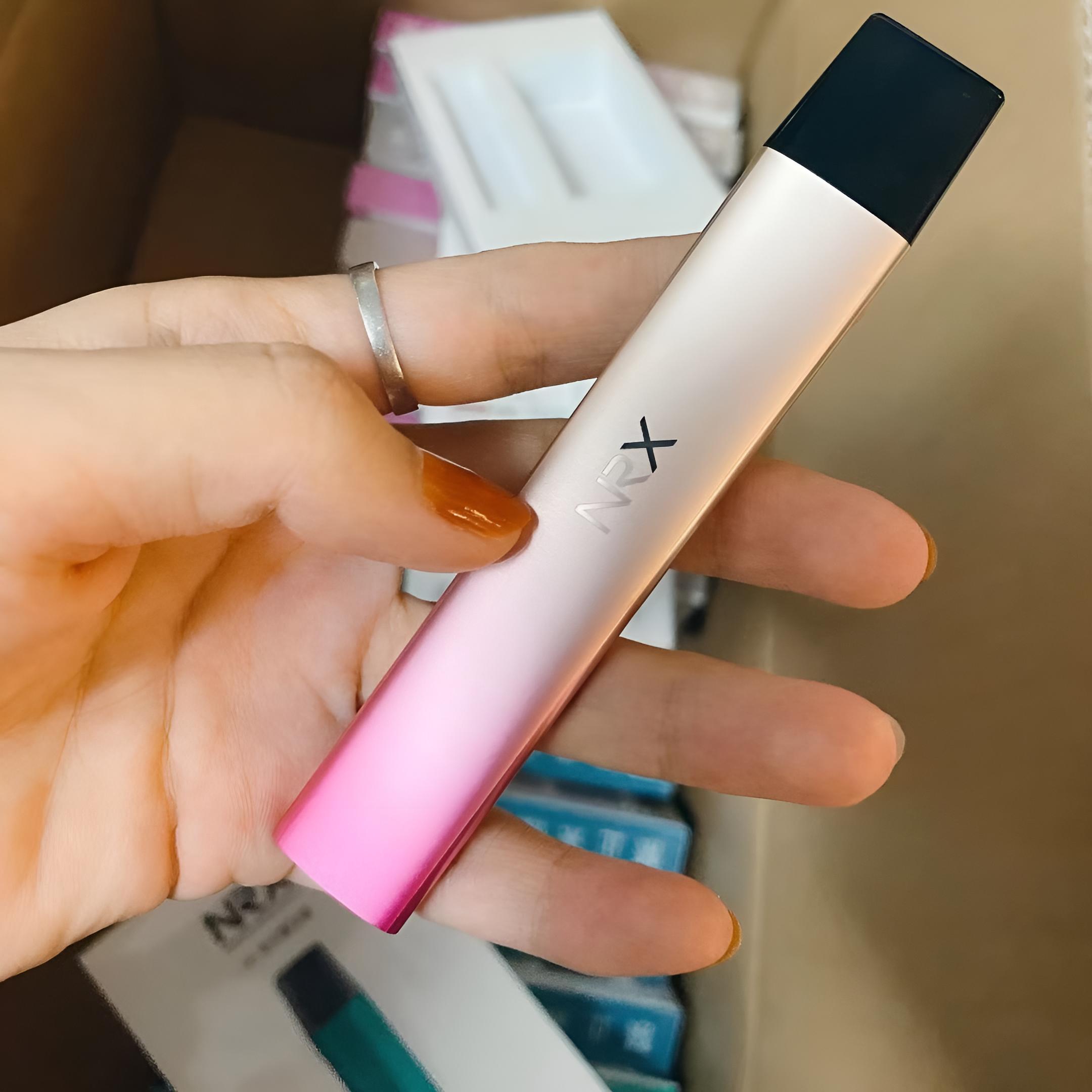NRX主機 尼威三代霧化桿 電子煙桿 台灣現貨 711到付 3 nrx3air-幻彩系列-充電挂繩4